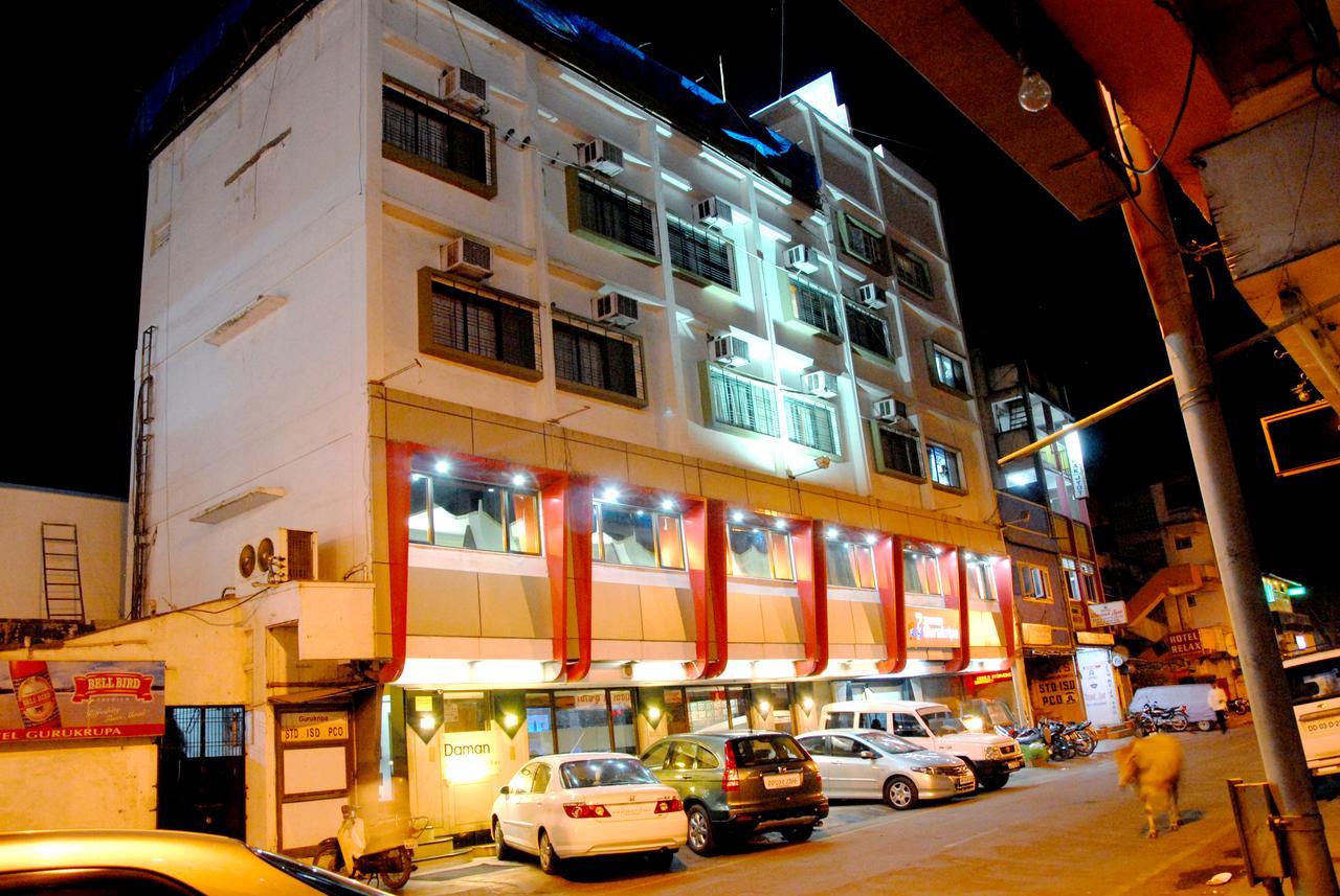 Hotel Gurukripa Daman Exteriér fotografie